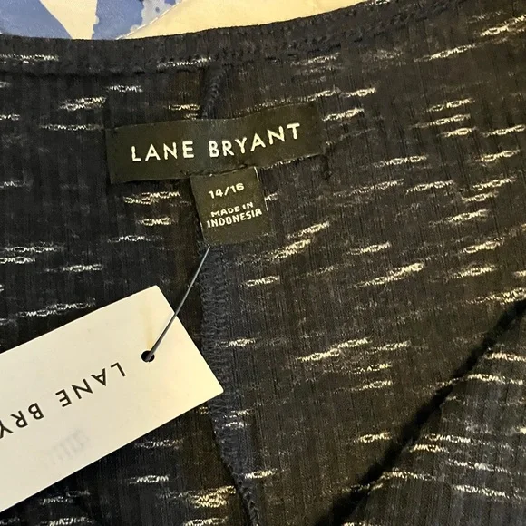 Lane Bryant navyand White Textured Surplice Top - Picture 2 of 6